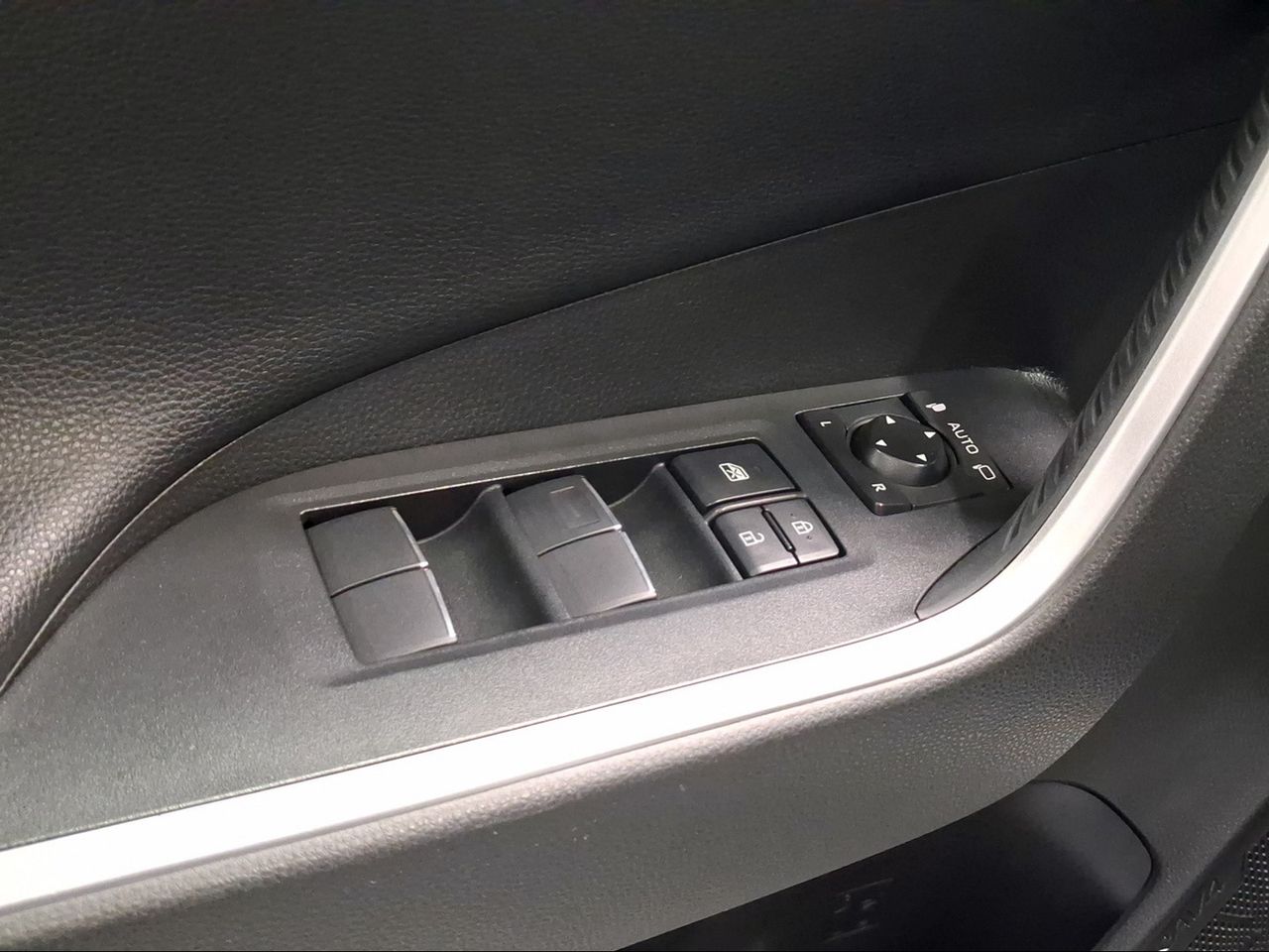 Toyota Rav4 2.5l 220H Advance  - Foto 22