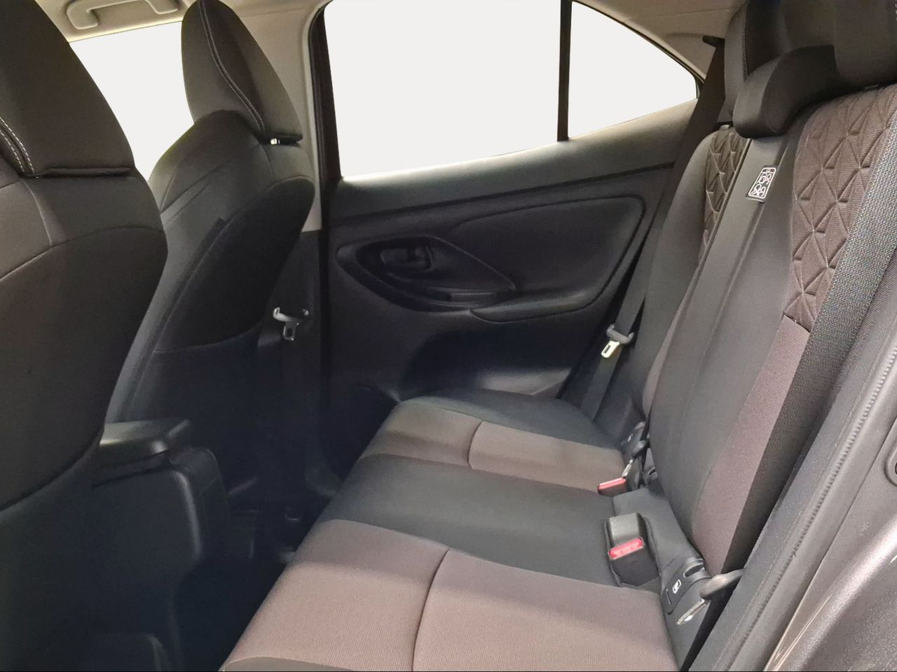 Toyota Yaris Cross 1.5 120H Style  - Foto 12