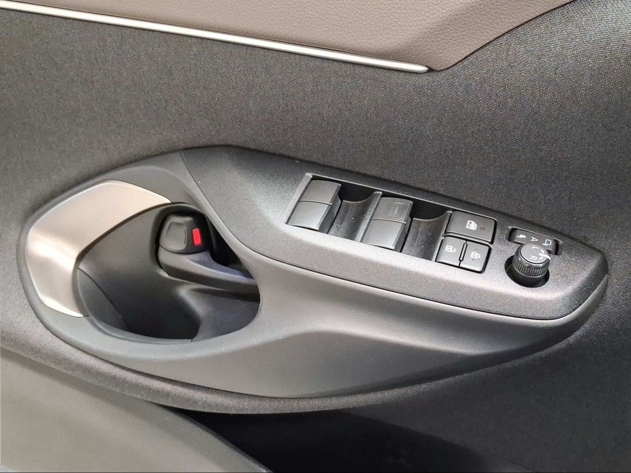 Toyota Yaris Cross 1.5 120H Style  - Foto 24