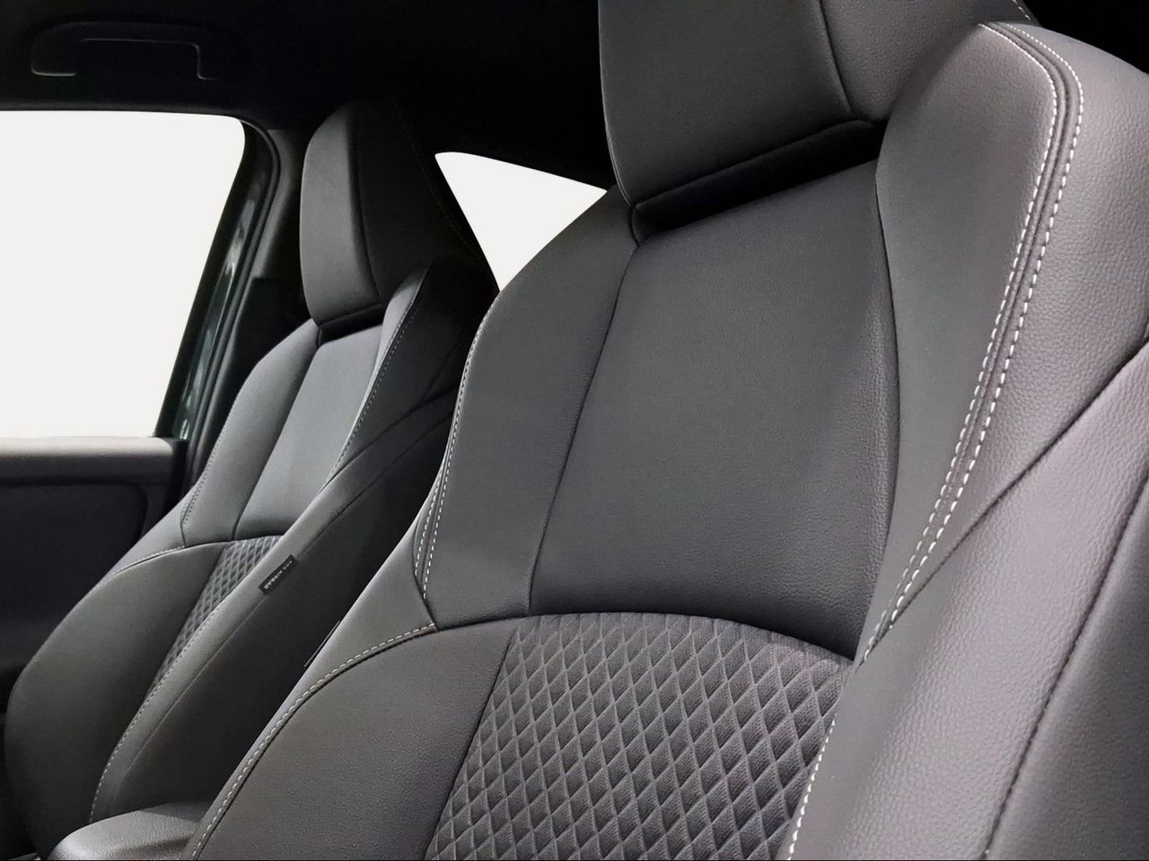 Toyota Yaris 1.5 120H Style  - Foto 24