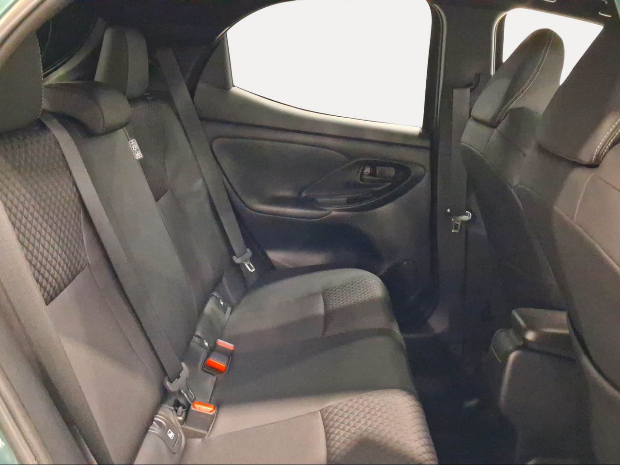 Toyota Yaris 1.5 120H Style  - Foto 8