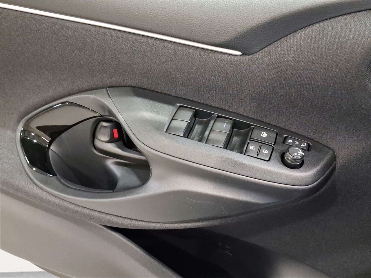 Toyota Yaris 1.5 120H Style  - Foto 22