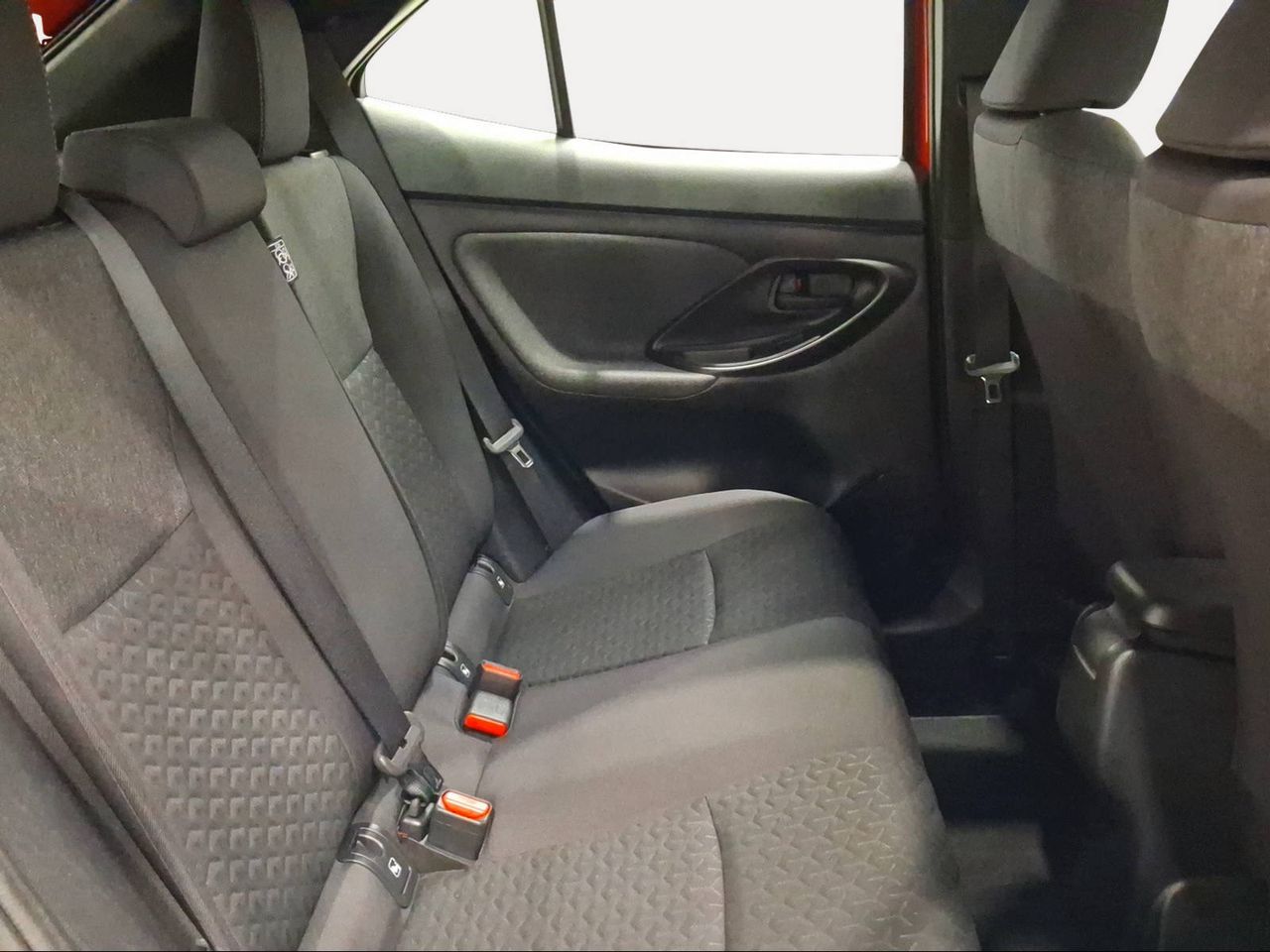 Toyota Yaris Cross 1.5 120H Active Tech Pack Confort  - Foto 8