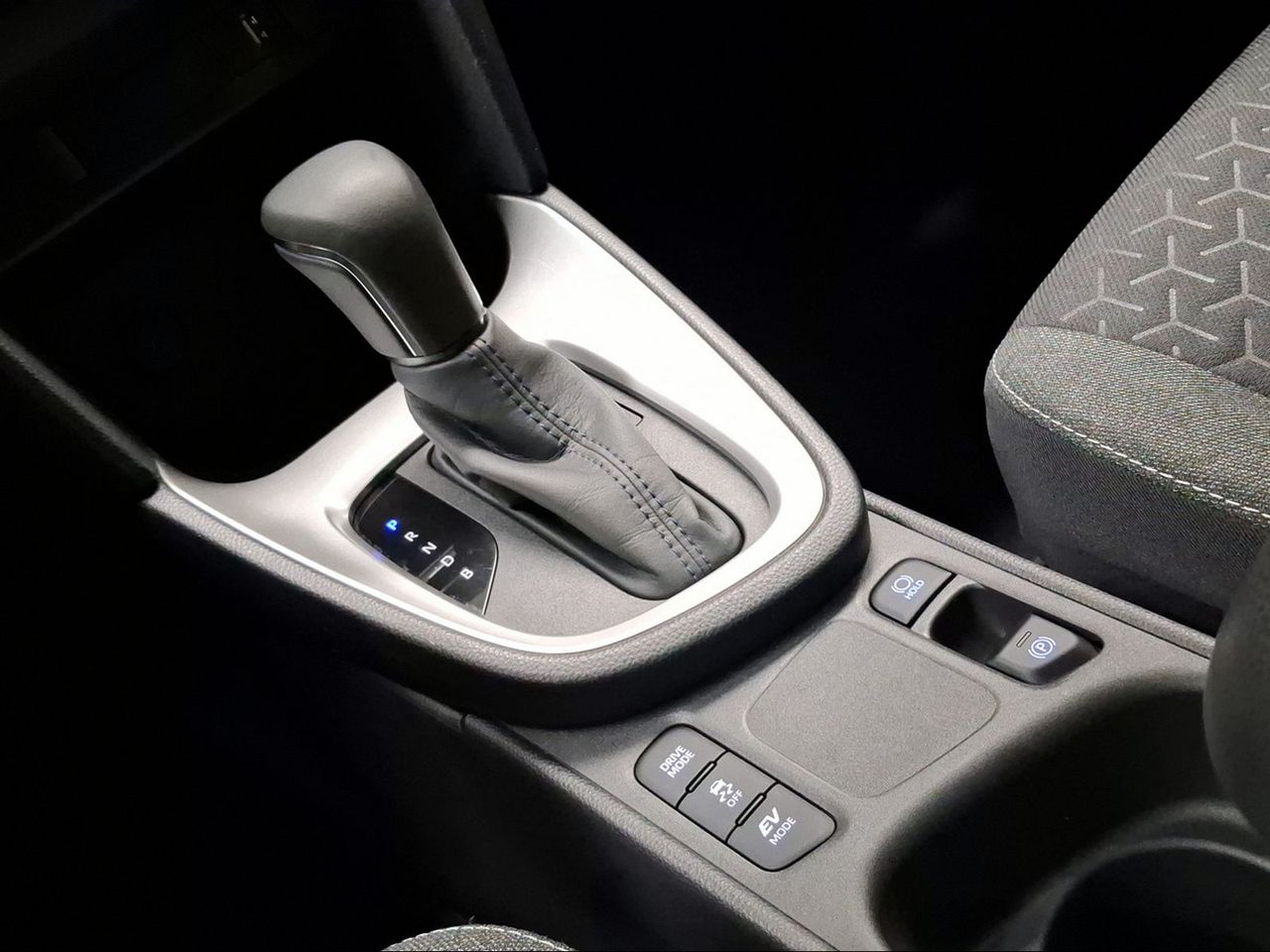 Toyota Yaris Cross 1.5 120H Active Tech  - Foto 21