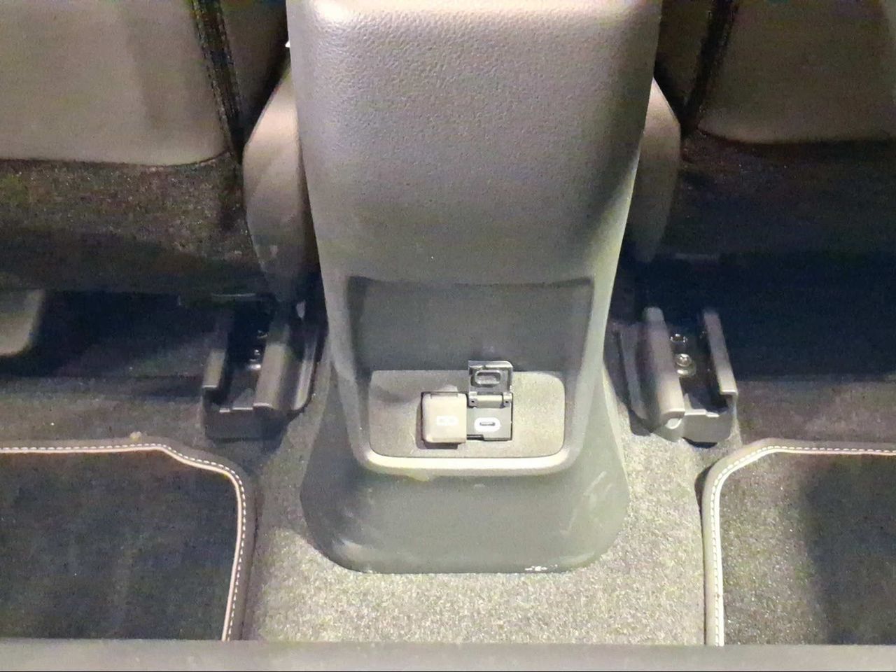 Lexus LBX 1.5 136cv HEV Elegant+  - Foto 20