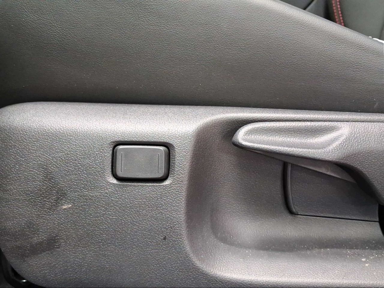 Lexus LBX 1.5 136cv HEV Elegant+  - Foto 18