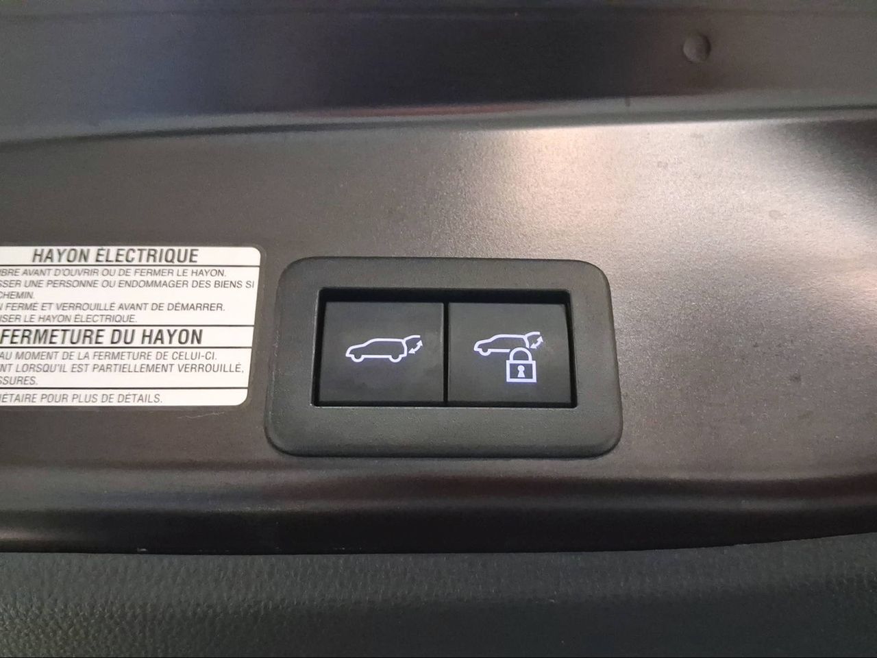 Toyota Yaris Cross 1.5 120H Adventure Plus  - Foto 27