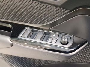 Toyota C-HR 1.8 125H Advance  - Foto 23