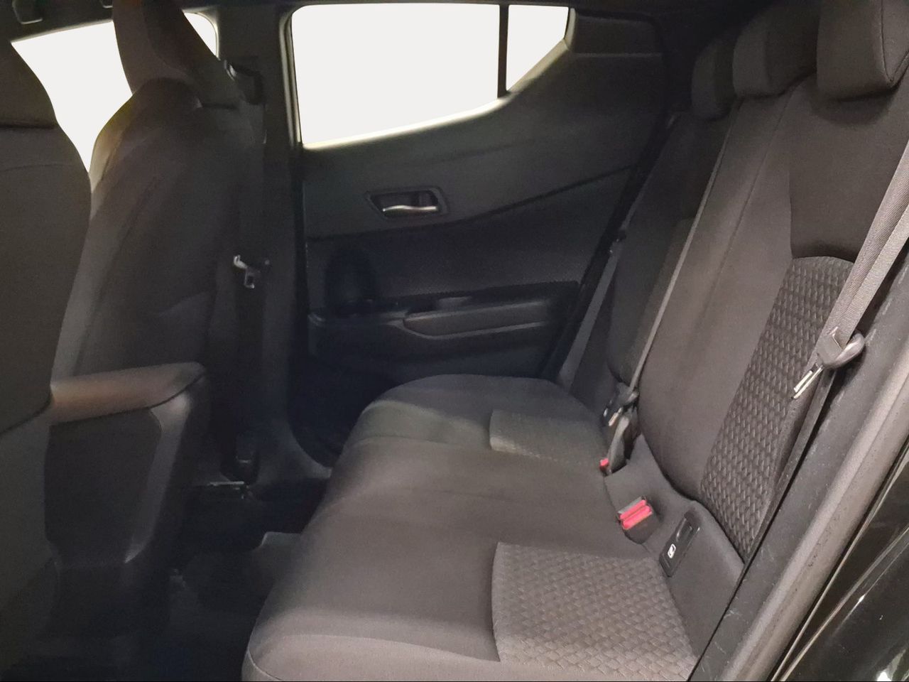 Toyota C-HR 1.8 125H Advance  - Foto 12