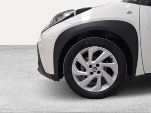 Toyota Aygo X Cross 1.0 VVT-I 72CV Play  - Foto 17