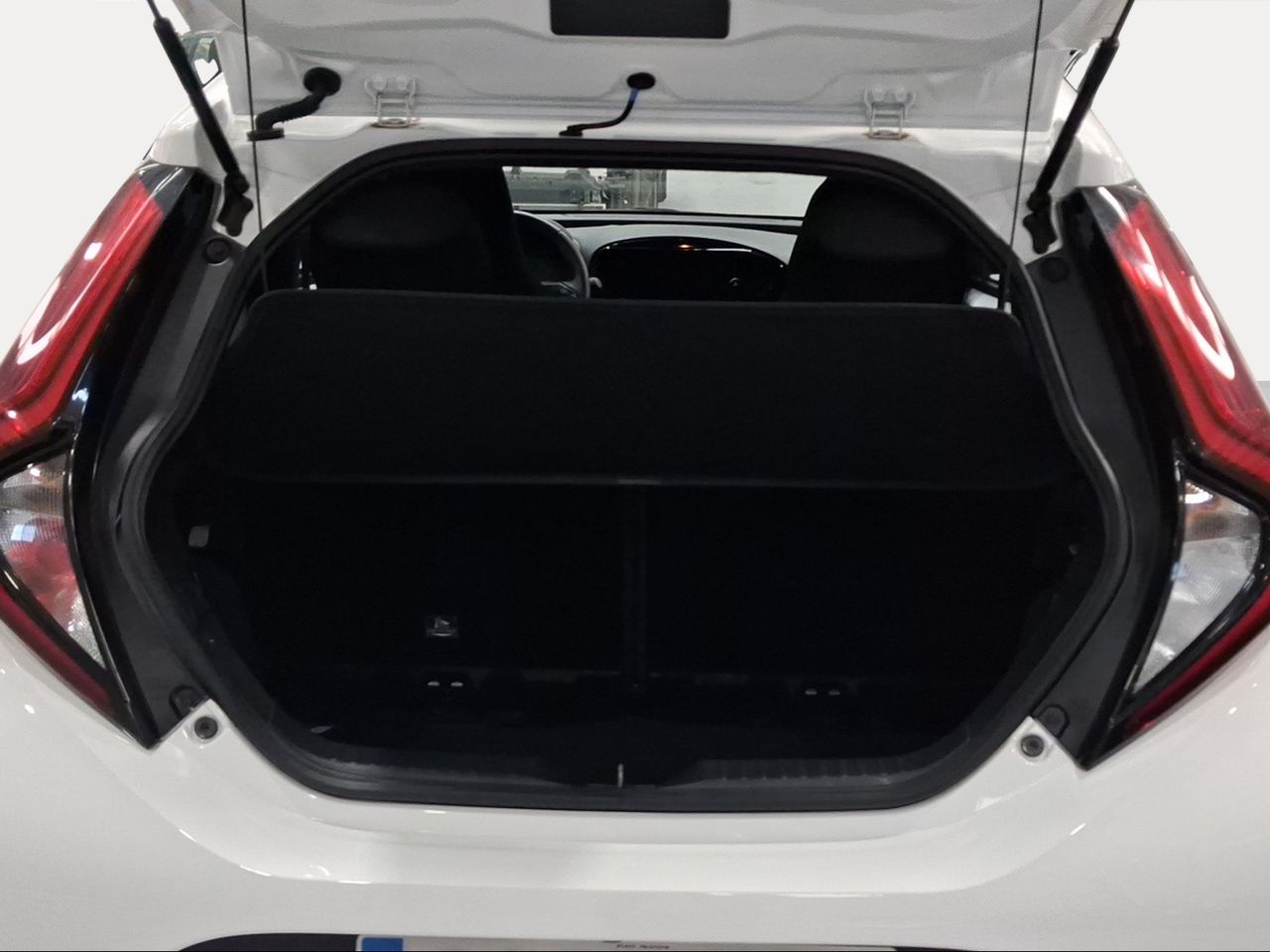 Toyota Aygo X Cross 1.0 VVT-I 72CV Play  - Foto 11