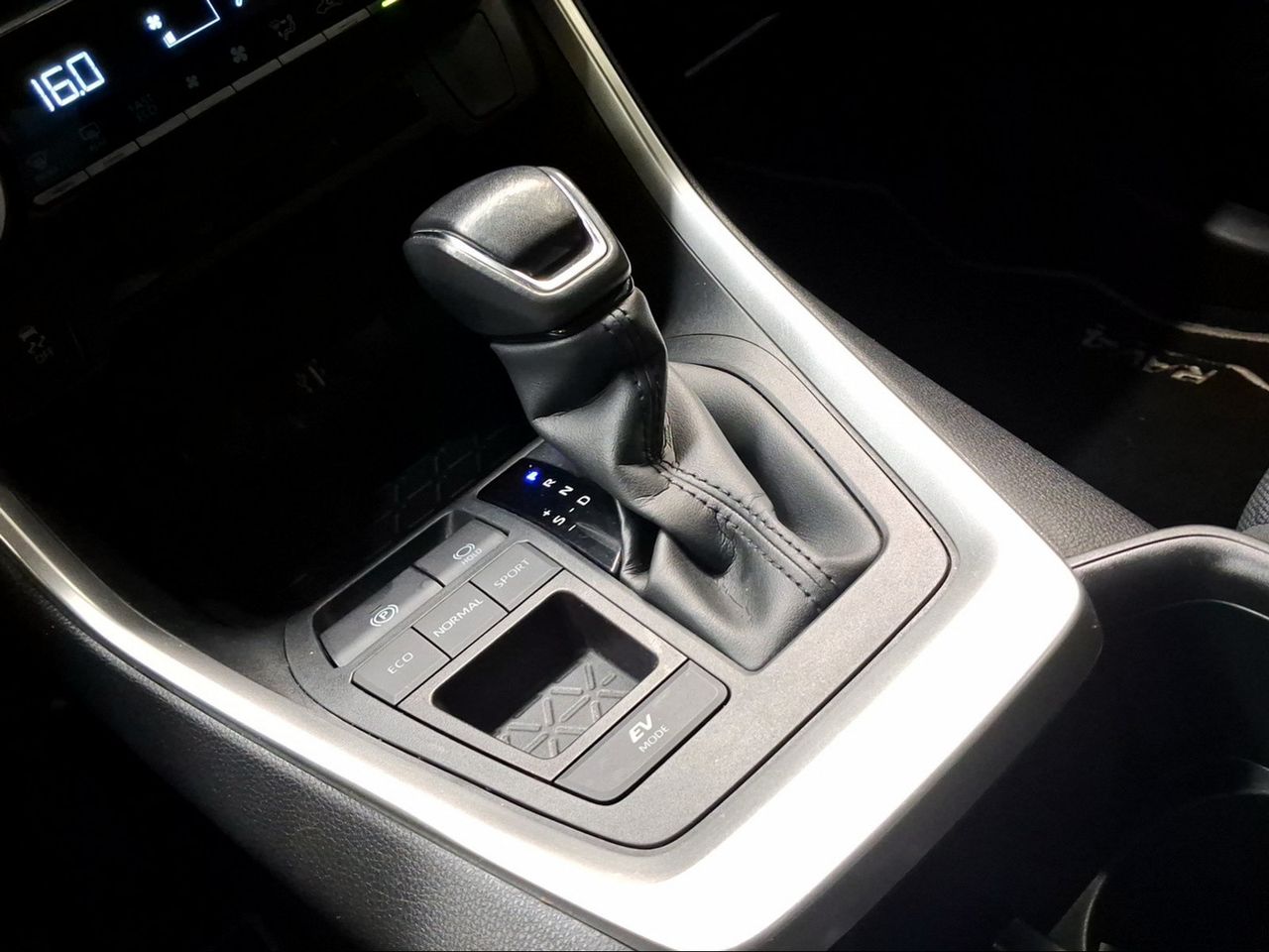 Toyota Rav4 2.5l 220H Advance  - Foto 24