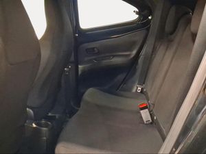 Toyota Aygo X Cross 1.0 VVT-I 72CV Play  - Foto 12