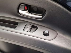 Toyota Aygo X Cross 1.0 VVT-I 72CV Play  - Foto 21