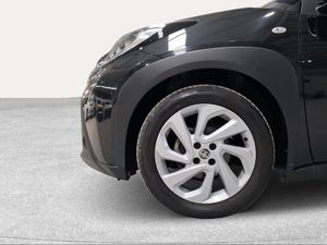 Toyota Aygo X Cross 1.0 VVT-I 72CV Play  - Foto 17