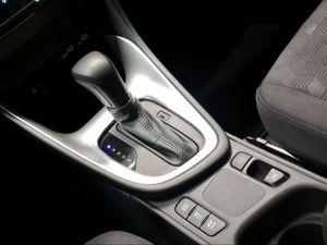 Toyota Yaris 1.5 120H Active Plus  - Foto 24