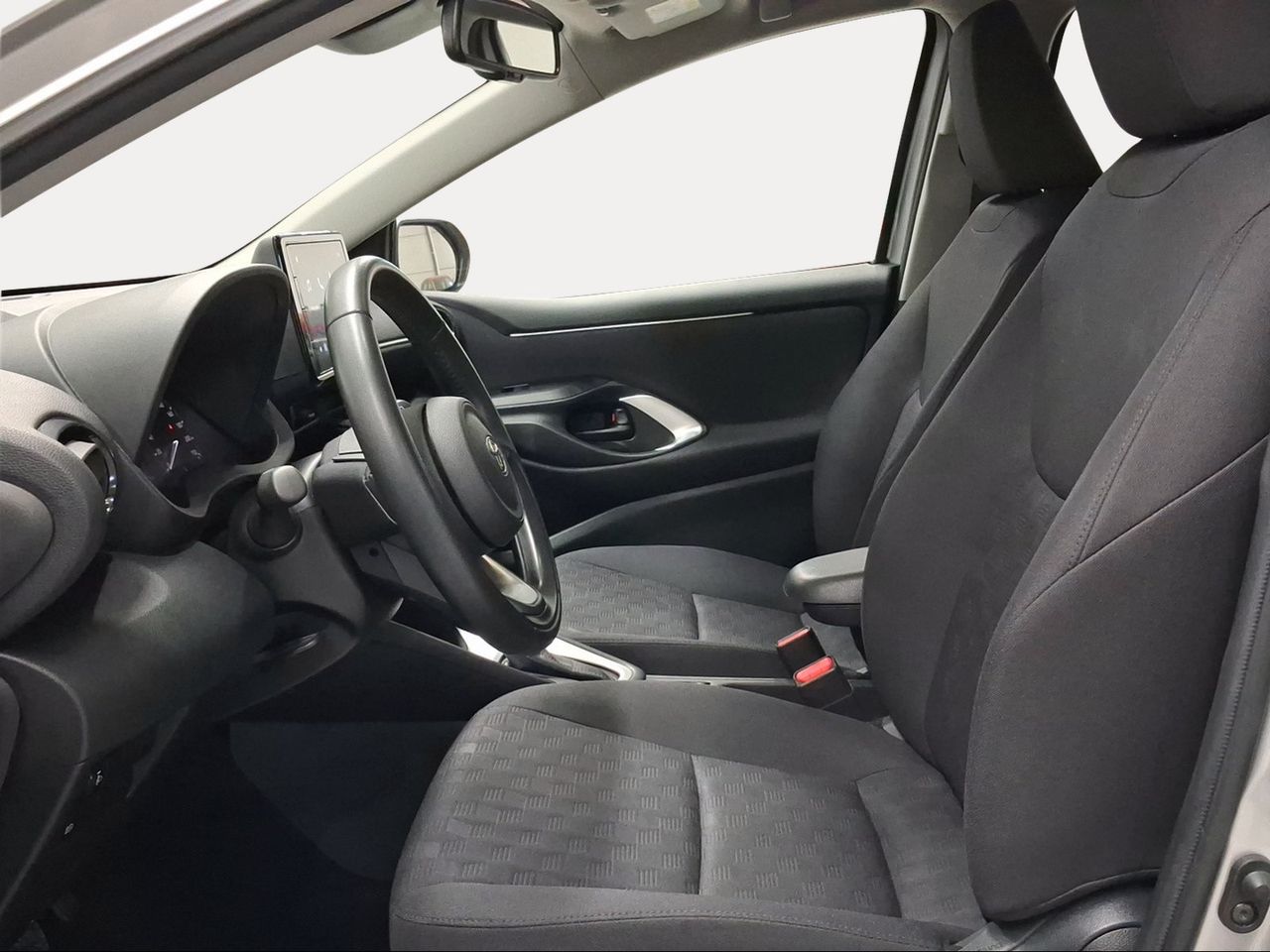 Toyota Yaris 1.5 120H Active Plus  - Foto 13