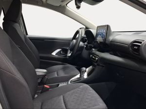 Toyota Yaris 1.5 120H Active Plus  - Foto 7