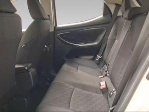 Toyota Yaris 1.5 120H Active Plus  - Foto 12