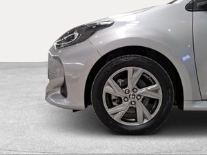Toyota Yaris 1.5 120H Active Plus  - Foto 17