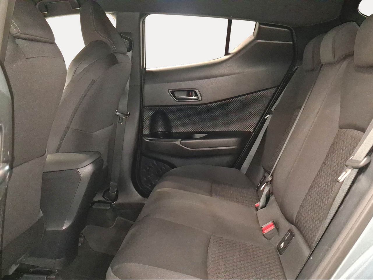 Toyota C-HR 1.8 125H Advance  - Foto 12