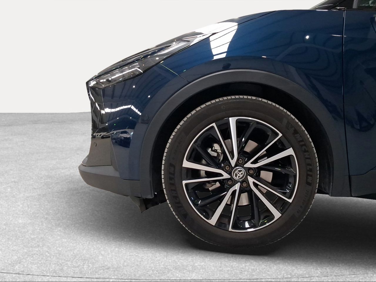 Toyota C-HR 2.0 220PH Premiere Edition  - Foto 17