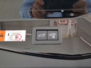 Toyota C-HR 2.0 220PH Premiere Edition  - Foto 23