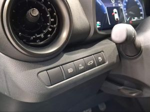 Toyota C-HR 2.0 220PH Premiere Edition  - Foto 29