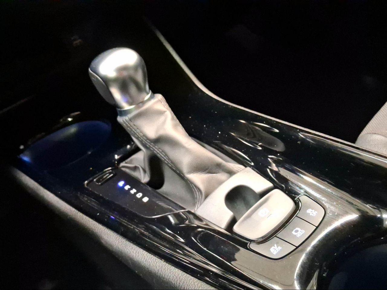 Toyota C-HR 1.8 125H Advance  - Foto 22