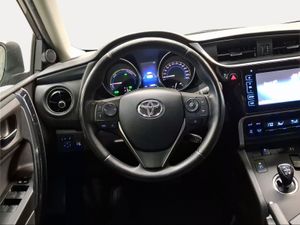 Toyota Auris 1.8 140H Hybrid Active + Pack Senso + TSS  - Foto 10