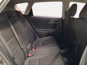 Toyota Auris 1.8 140H Hybrid Active + Pack Senso + TSS  - Foto 8