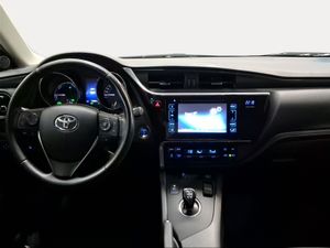 Toyota Auris 1.8 140H Hybrid Active + Pack Senso + TSS  - Foto 9