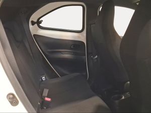 Toyota Aygo X Cross 1.0 VVT-I 72CV Play  - Foto 8