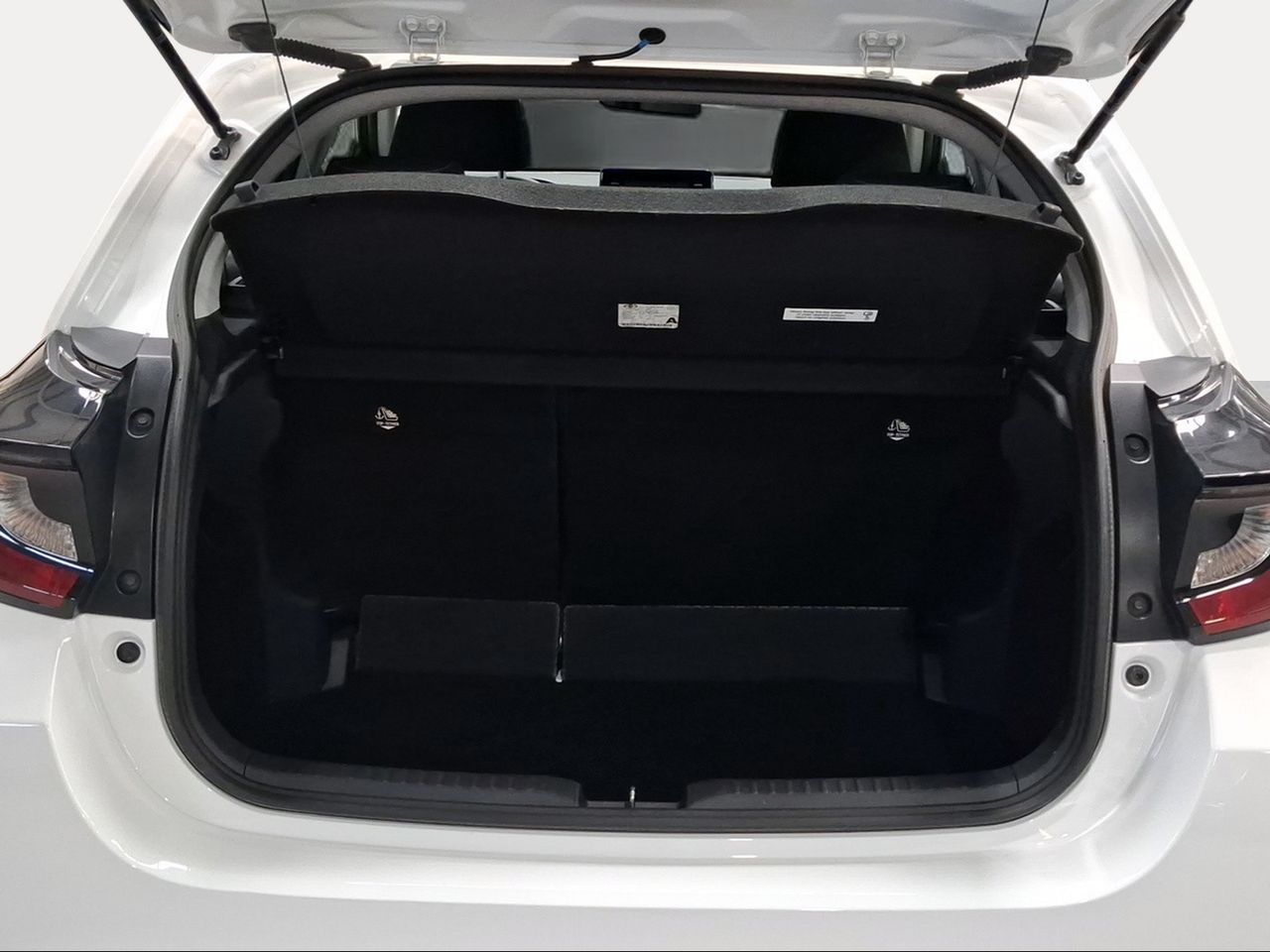 Toyota Yaris 1.5 120H Business Plus  - Foto 11