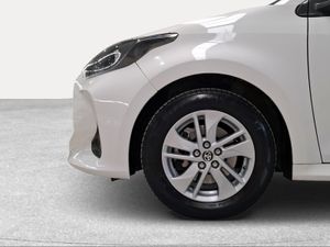 Toyota Yaris 1.5 120H Business Plus  - Foto 17