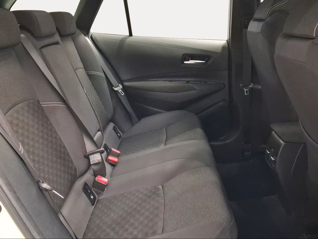 Toyota Corolla 140H Active Plus Touring Sport  - Foto 8