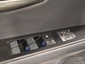 Lexus UX 2.0 250h Premium  - Foto 18