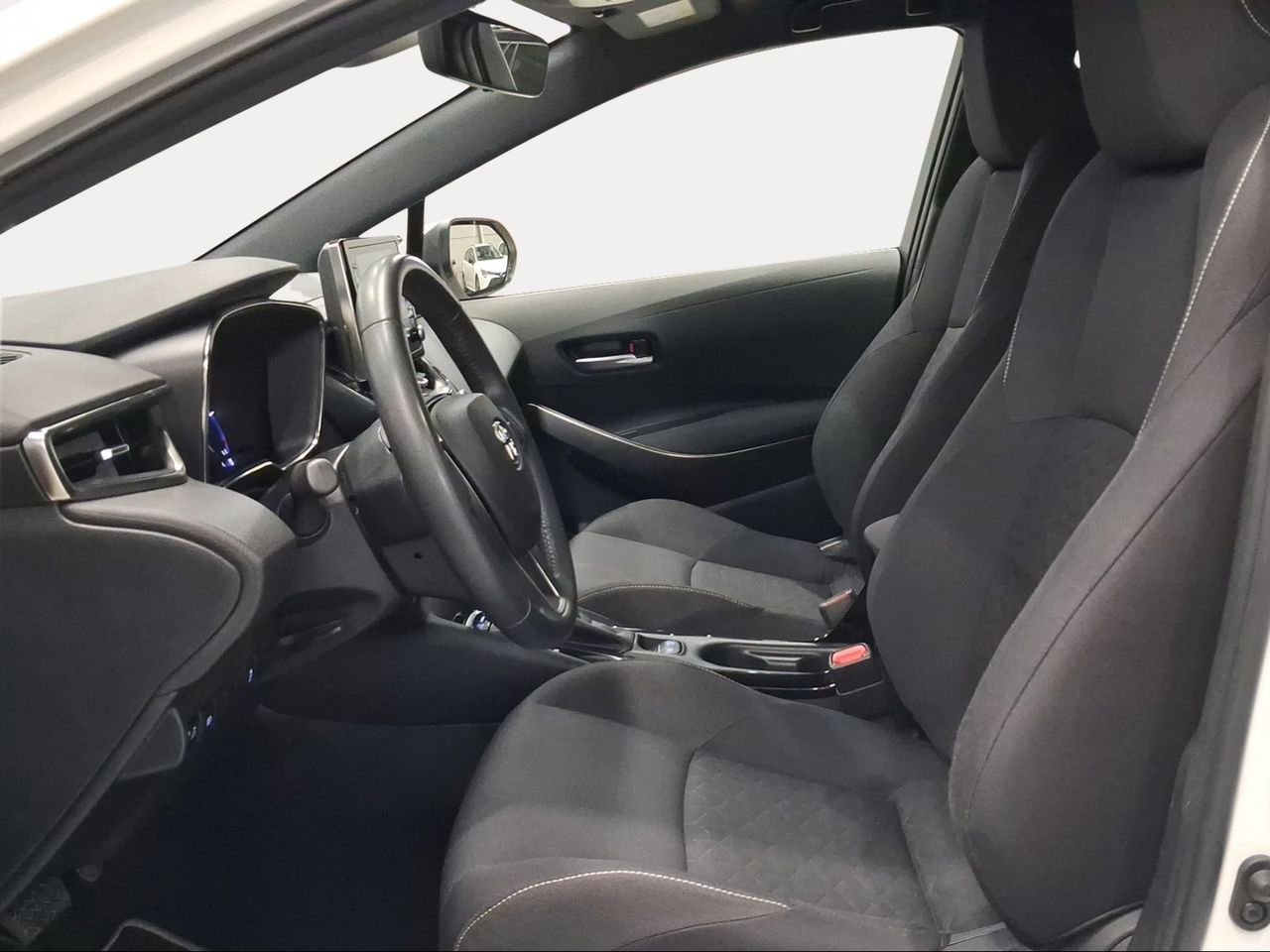 Toyota Corolla 1.8 125H ACTIVE TECH E-CVT  - Foto 13