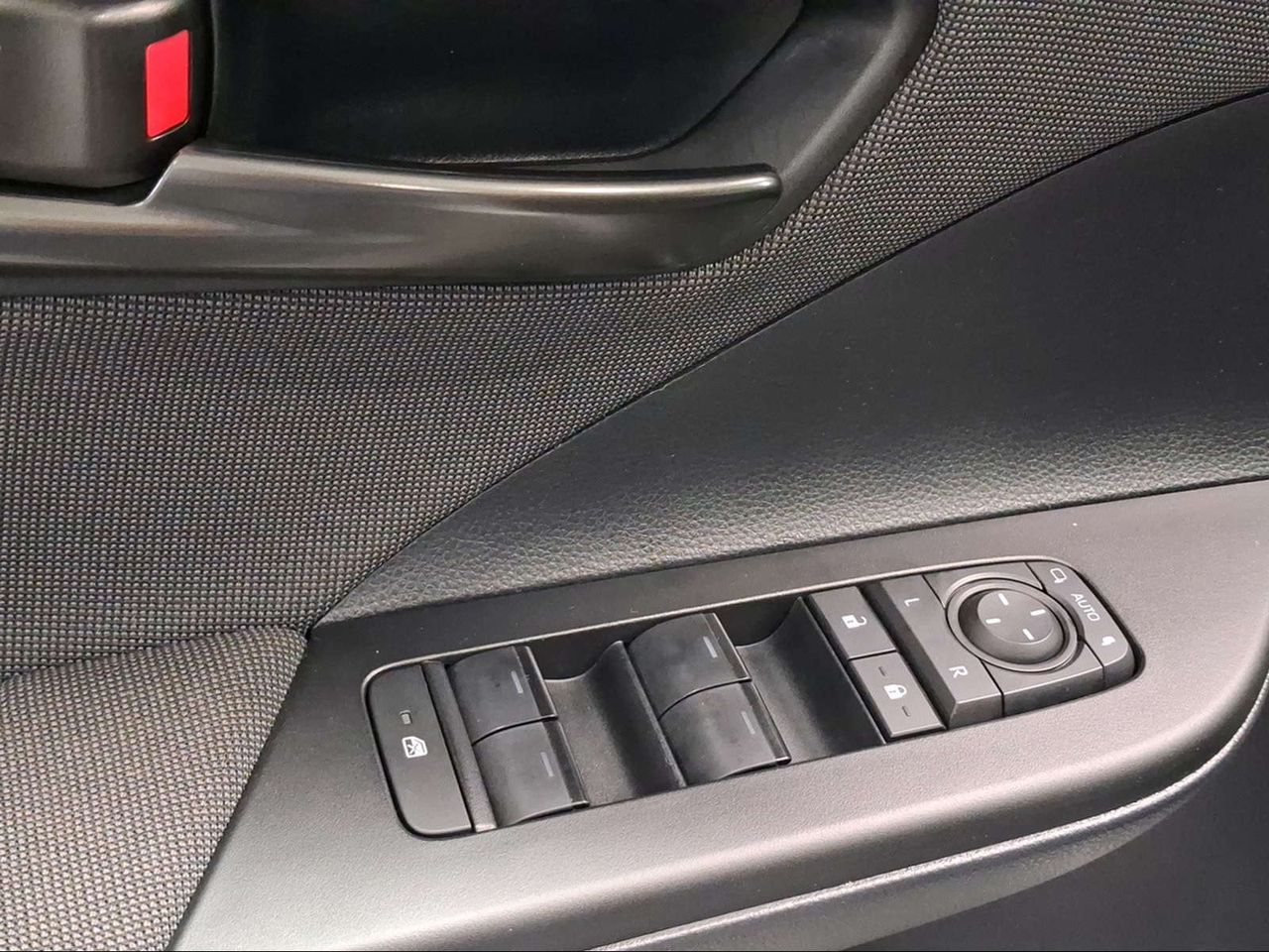 Toyota C-HR 1.8 140H Advance  - Foto 24