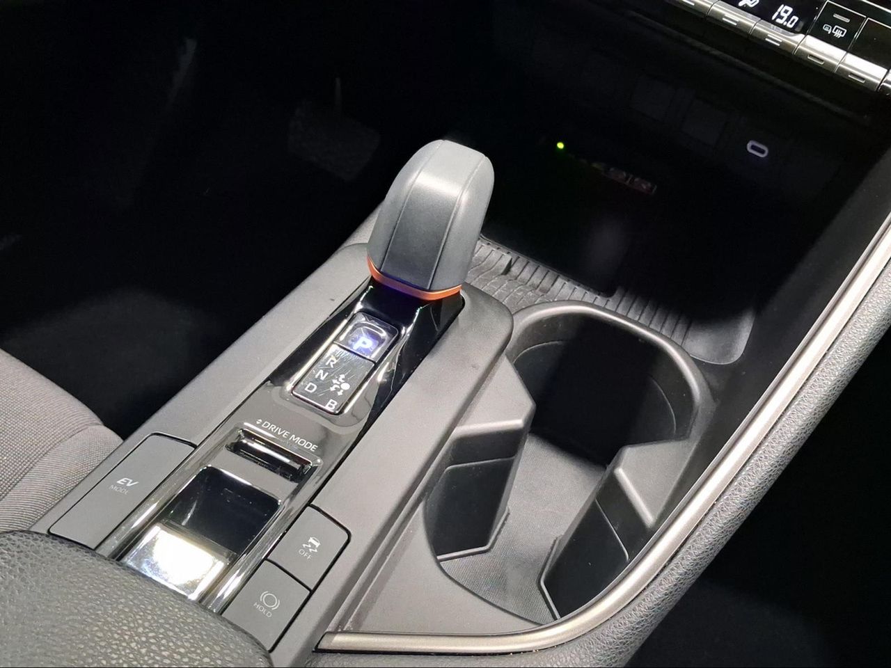 Toyota C-HR 1.8 140H Advance  - Foto 21