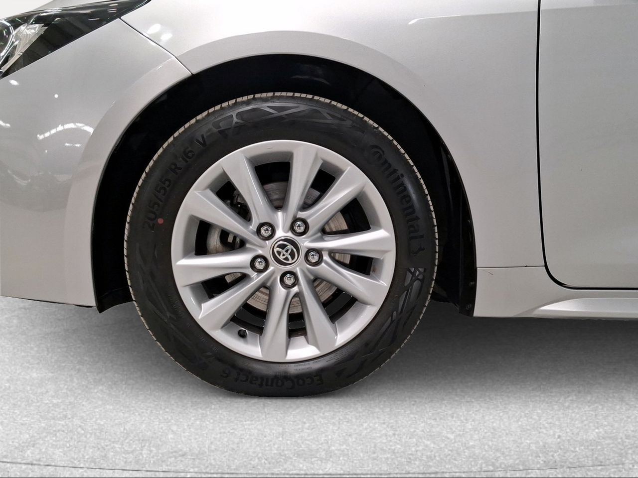 Toyota Corolla 140H Active Plus Touring Sport  - Foto 17