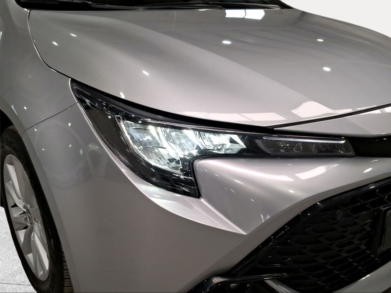 Toyota Corolla 140H Active Plus Touring Sport  - Foto 24