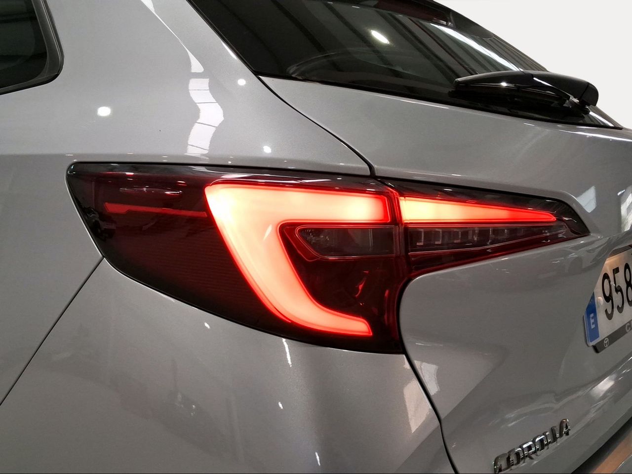 Toyota Corolla 140H Active Plus Touring Sport  - Foto 23