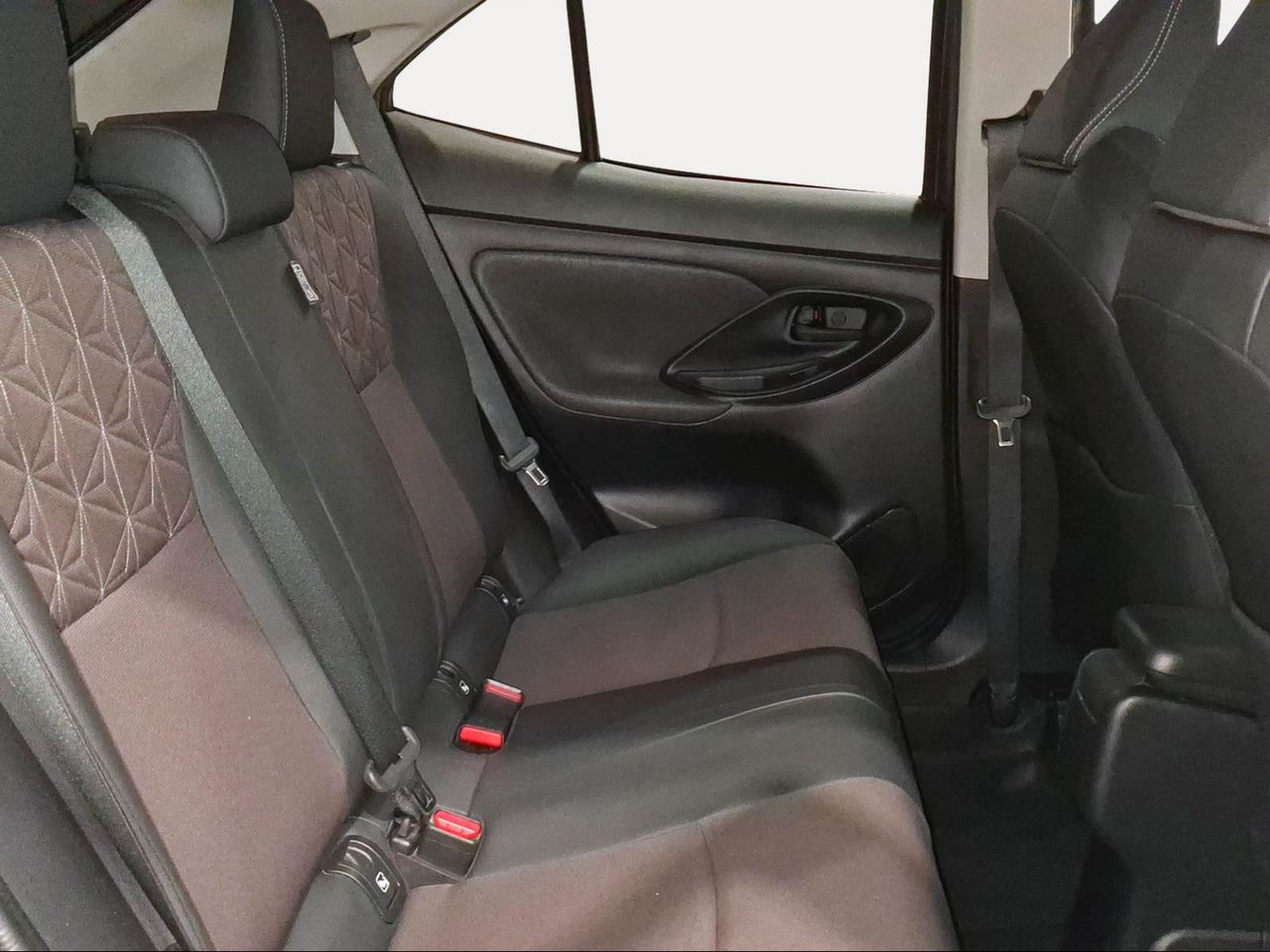 Toyota Yaris Cross 1.5 120H Style  - Foto 8