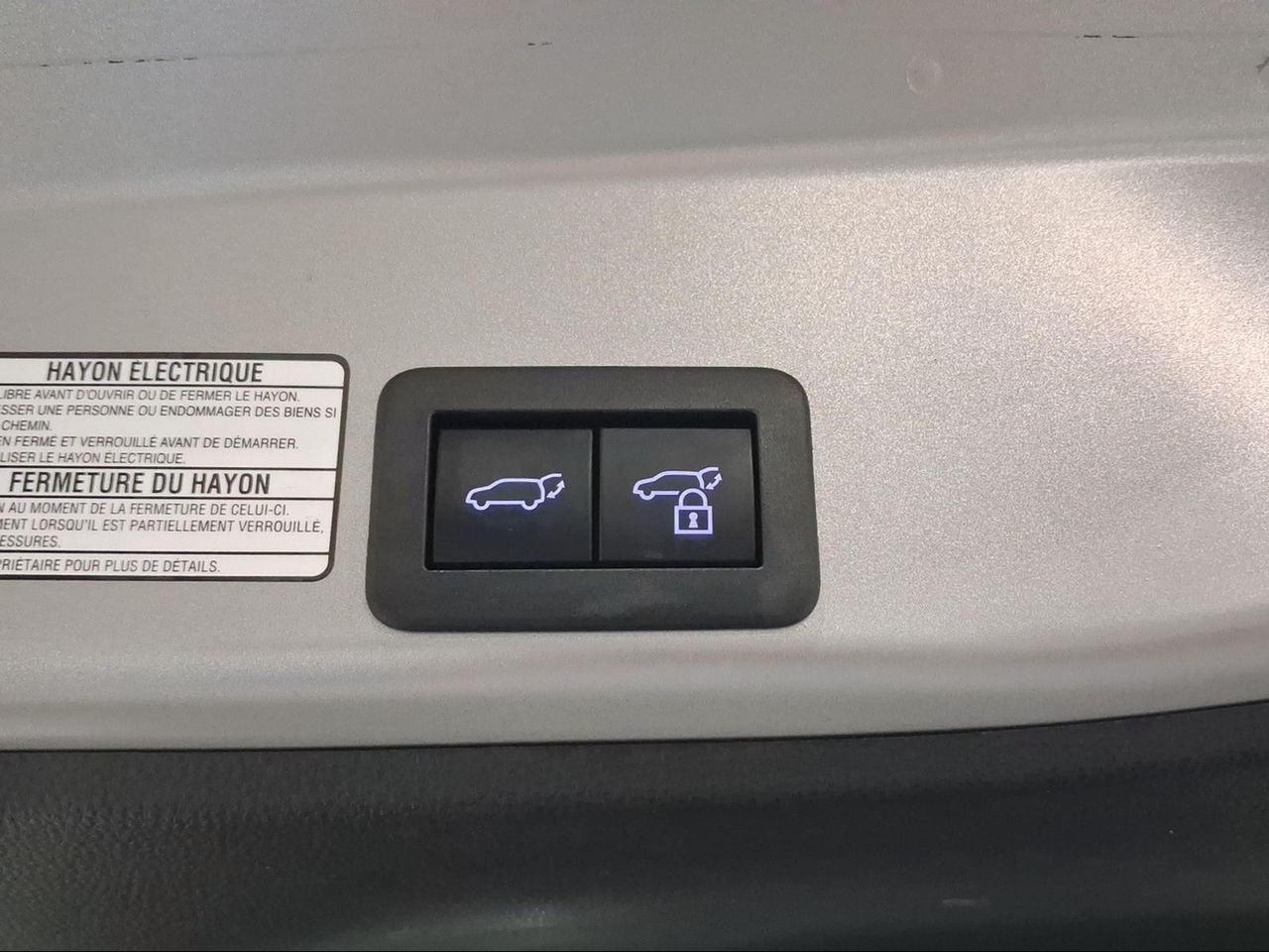 Toyota Yaris Cross 1.5 120H Style Plus  - Foto 25