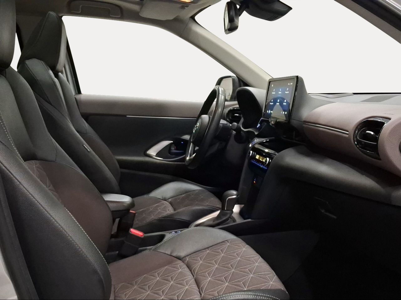 Toyota Yaris Cross 1.5 120H Style Plus  - Foto 7