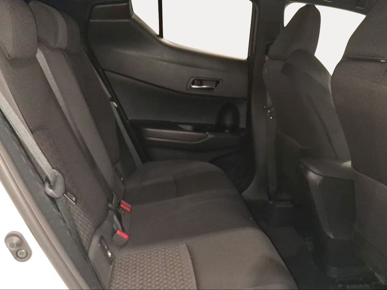 Toyota C-HR 1.8 125H Advance  - Foto 8