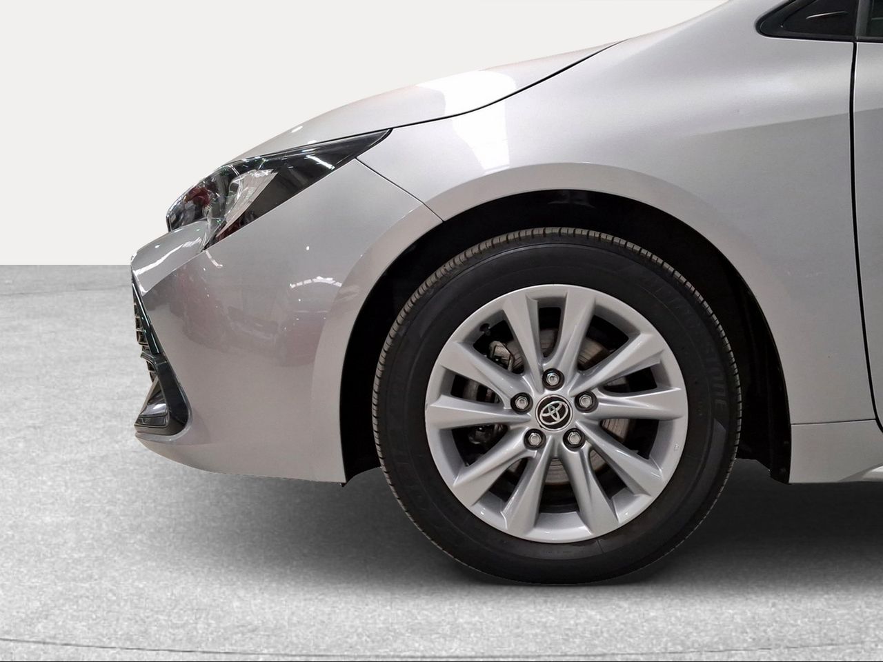 Toyota Corolla 140H Active Plus Touring Sport  - Foto 17