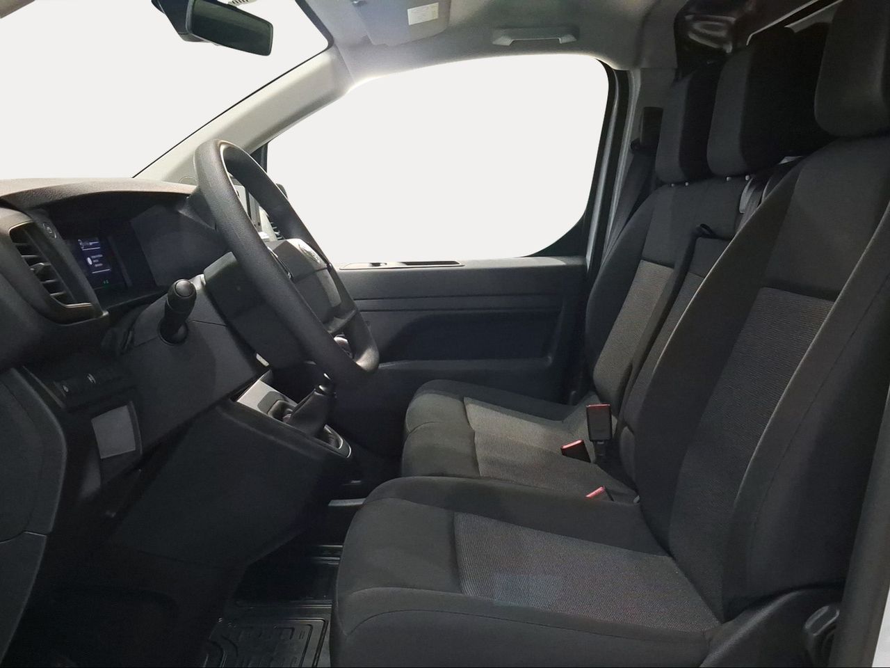 Toyota Proace L1 1PL VAN GX 1.5D 120CV M/T 6V  - Foto 13