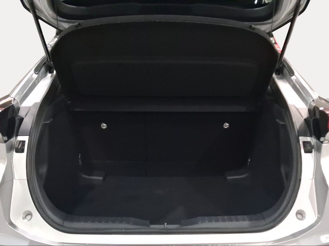 Toyota C-HR 1.8 Advance Hybrid 140  - Foto 11